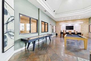 Big and Spacious 1B with Pool Near Toyota HQ The Star Legacy West - 5