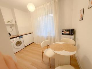 Cozy Apartment - Steps from Chinggis Khaan National Museum - 6