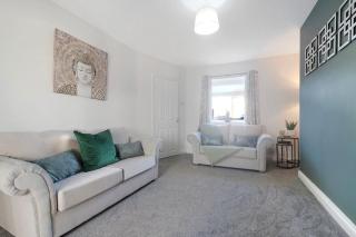 Relaxing 2BR in Billy Row WiFi by Stay With Us - 5