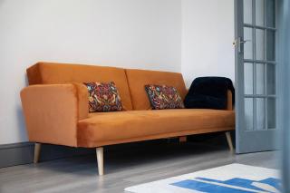 Newcastle 2BR Sleeps 5 2 Parking by Stay With Us - 1