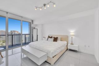 Luxury Unit 1 Bed W Residences Brickell - 4