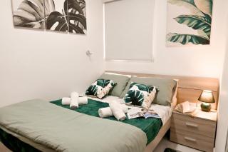 Cosy 2bdr Apart In Bugibba Square - Happy Rentals - 6