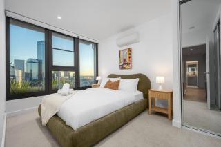 Sunrise River View 2BR CBD Apartment, Free Parking, Family & Work Friendly - Melbourne - 5