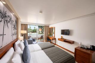Pegasus Reef - A Beach Resort in Colombo - 6