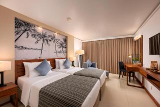 Pegasus Reef - A Beach Resort in Colombo - 1