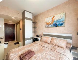 Sky House Apartment BSD with Smart TV 43 inch Near Aeon Mall,The Breeze,ICE BSD by Kalmara Modern Living - 8