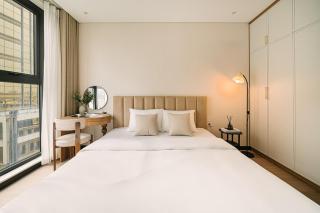 The Nelson Luxury Apt Láng Hạ, Ô Chợ Dừa- 3BR- Free Pool, Gym & Sauna - 1