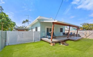 Skippy's Beach House - 0