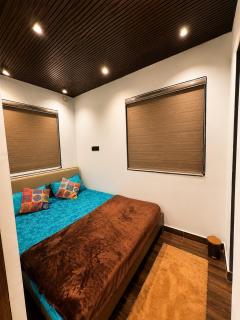 Primo 1bhk stay I Nilgiris hills I By homeyhuts - 4