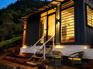 Primo 1bhk stay I Nilgiris hills I By homeyhuts - 3