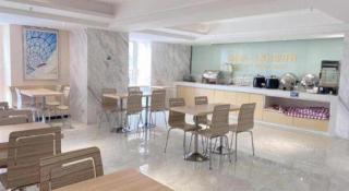 City Comfort Inn Wuhan South Lake Zhongnan University of Economics and Law Fashion City - Wuhan - 8