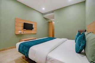FabHotels Lakecross - 5