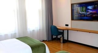 Green Tree Inn Express Inner Mongolia Ulan Qab High-Speed Railway Station - 1