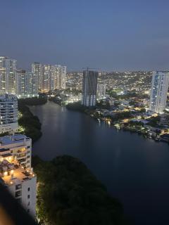 NEW! Ocean & City 360views 25FL FREE Airport pick up BY IMZ - 3