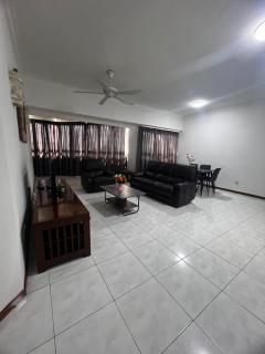 RK Homestay Sri Sayang Apartment, Batu Ferringhi, Penang - 2