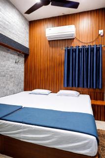HOTEL #PVR# In Front Of Railway Station Just 5 Foot Step- Best Quality Hotel From Station - 7