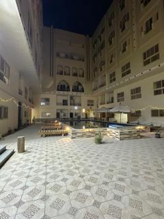 Quiet 2BR Oasis with Pool in Luxury Hurghada Compound - 1