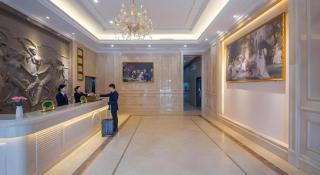 Vienna Hotel Wuhan Huazhong Normal University Huquan Metro Station - 7