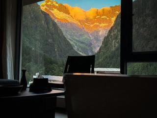Yubeng Manshan MANSHAN · Golden Snow Bonfire Private Hot Spring Manor - 5