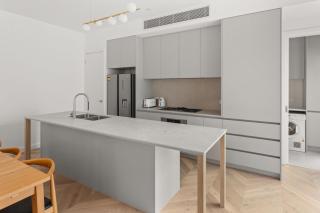 Boutique Stays - Milk & Honey - 5