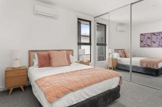 Boutique Stays - Milk & Honey - 3
