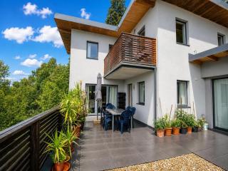 Apartment in Aschau near Ski Lift Kaltenbach - 1