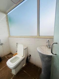 Hotel Royal Plaza - Laxmi Nagar Metro - 7