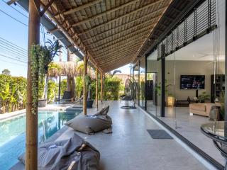 Modern 3Br Private Pool Villa Near Bang Por Beach - 3
