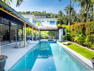Modern 3Br Private Pool Villa Near Bang Por Beach - 0