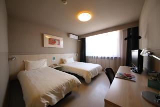 Jinjiang Inn Tonghua Shengli Road Branch - 1