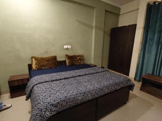 FabHotels Riverglen - 3