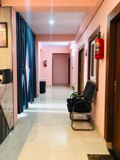 Hotel Comfort Palace - 1