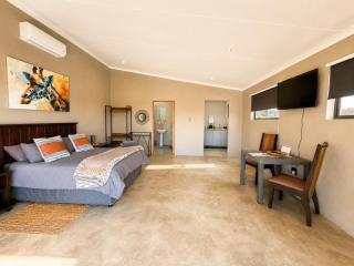 GROOTVALLEI SELF CATERING Units - 8