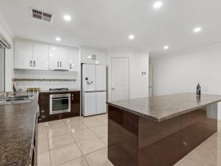 Coastal Breeze - Family Entertainer - Moonta Bay - 8