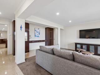 Coastal Breeze - Family Entertainer - Moonta Bay - 6