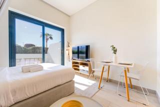 Vacationer Holiday Homes I Cosy Studio I Gym & Pool Facilities l Meydan - 5