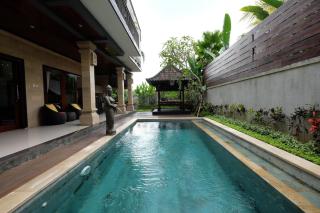 Kayana House Cozy & Harmonious 4BR Villa with Swimming Pool - 3