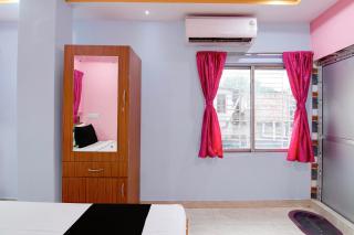 Hotel O Tegharia Bus Stand Kolkata - 1