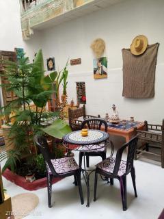 IVANKA Guest House - 9