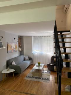 Mia’s duplex apartment - 6