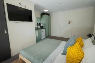 Cozy Self Contained Studio in Chermside - 8