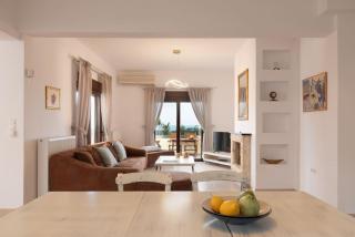 Family Villa Rousa in Rethymno with Pool, BBQ and Kids Area - 5