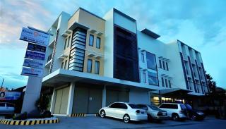 Home Crest Hotel - 2