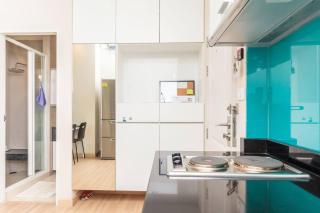 Luxurious 2-Bedroom Apartment Near Chao Phraya River - 2