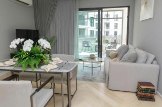 Title Legendary Grand Terrace 2-Bedroom Suite by TVC - 4