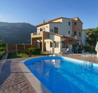 Family Villa Ellis Plakias with private pool 200m to the beach walking distance to the amenities - 6