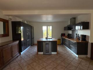 House with Sainte-Victoire View - 1