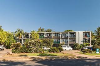 Beachfront Escape - Studio Apt on the Foreshore - 1