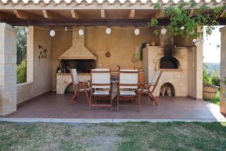 Arodamos Villa with a pool, children's games, and BBQ, perfect for 23 people! - 3