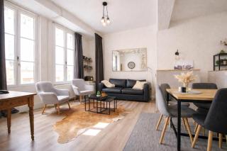 Caveau bourguignon St Vincent - Duplex 8 personnes - Centre de Chalon - 0